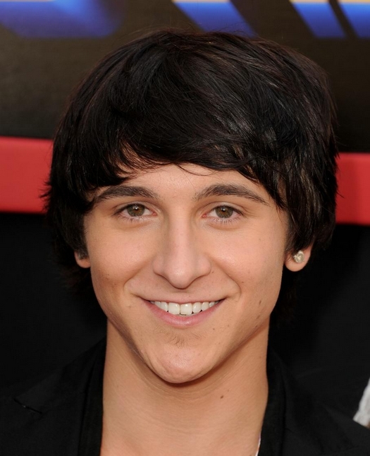 kelsey chow and mitchel musso. Kelsey Chow, Mitchel Musso: