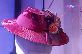 Mary Poppins Returns robin hat