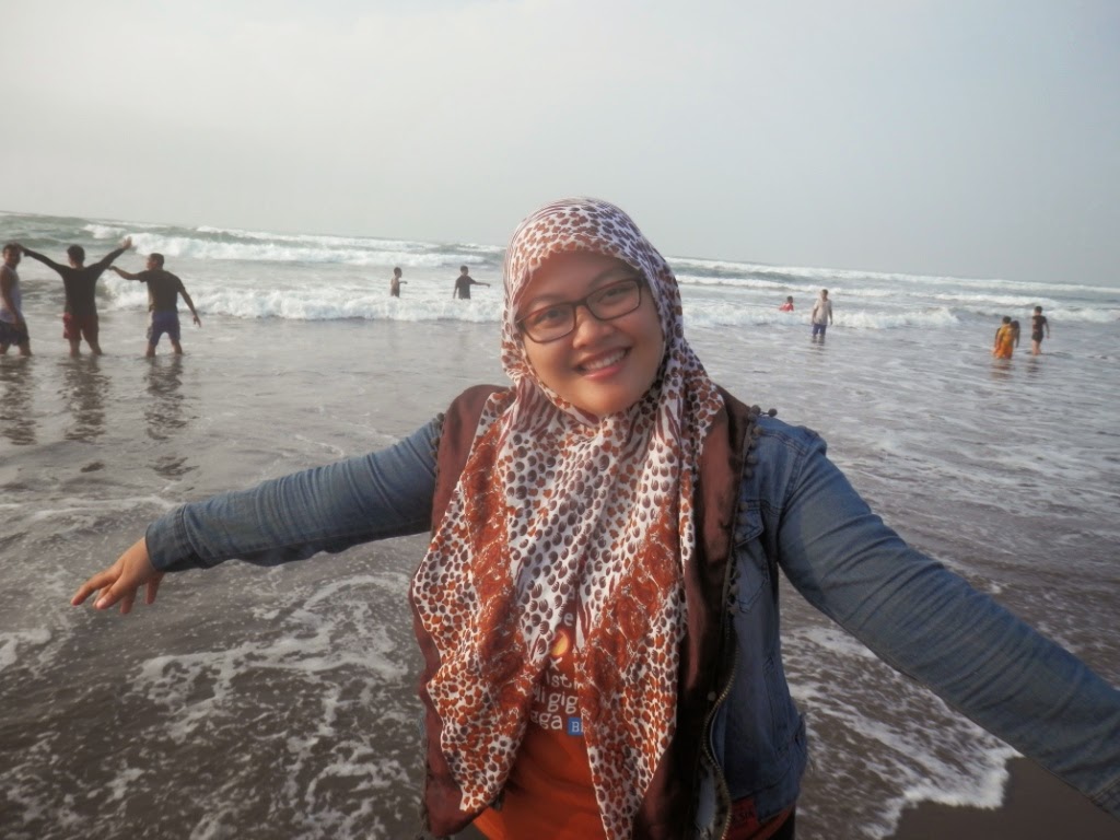 Pantai Parangtritis  Dhika Latifiani