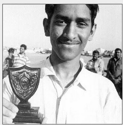 Childhood Picture of Dhoni