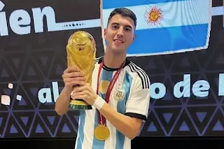 The wife of an Argentine star sells his World Cup shirt in retaliation