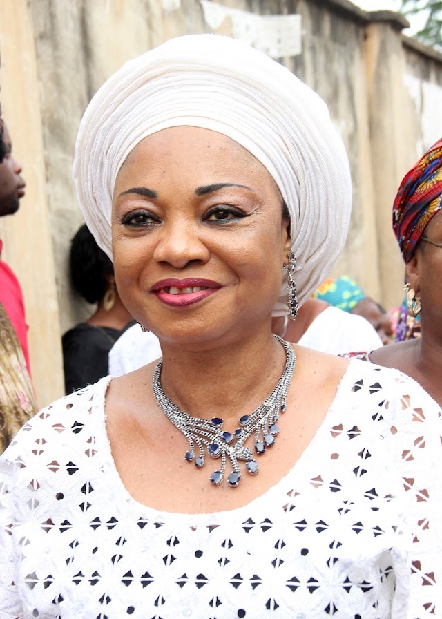 Mrs Remi Adiukwu Defects To APC [PHOTOS]