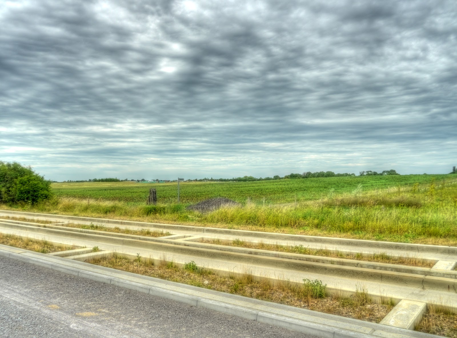 P1140081_75_76_77_78_79_80_tonemapped.JPG