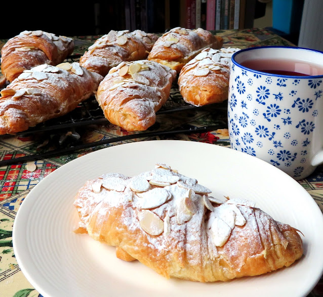 Easy Almond Croissants