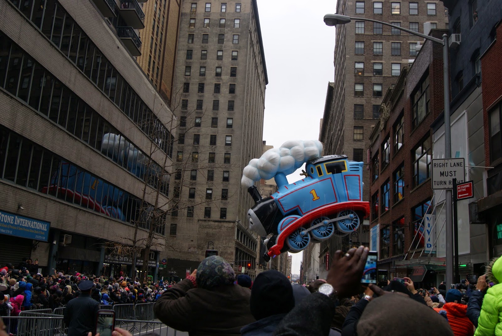 Macys Thanksgiving Parade 2014 Thomas