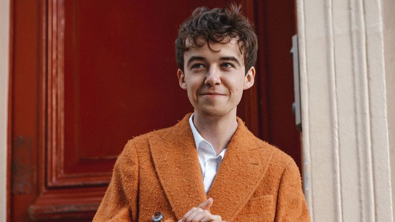 Alex Lawther