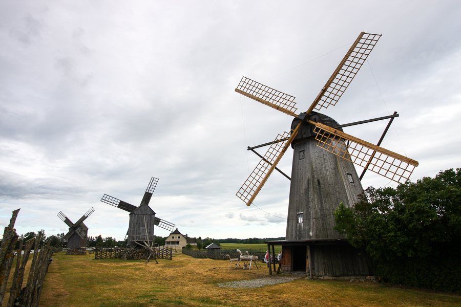 Saaremaa Angla Windmill Park wiatraki estonia