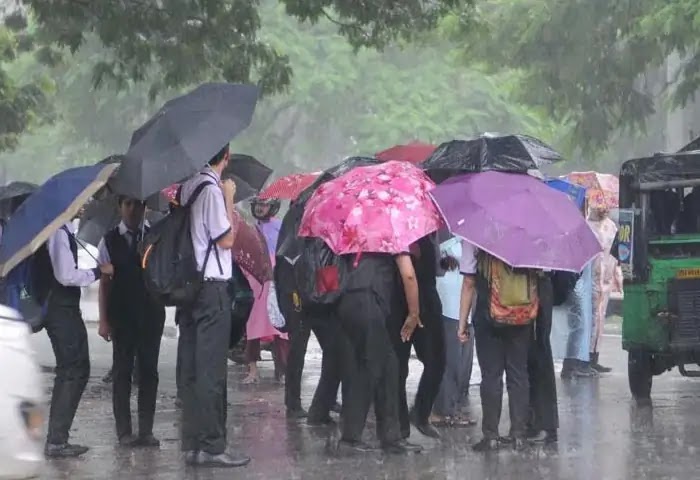 Heavy Rain, Holiday for educational institutions in Vellarikund and Hosdurg taluks on Tuesday, Kasaragod, News, Holiday, Education, School, Collector, College, PSC, Exams, Kerala.