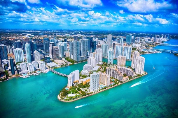 Looking for the perfect hotel for a bachelorette party in Miami? Look no further! In this guide, we'll share the top hotels in Miami that are perfect for a fun-filled bachelorette party with your best friends.