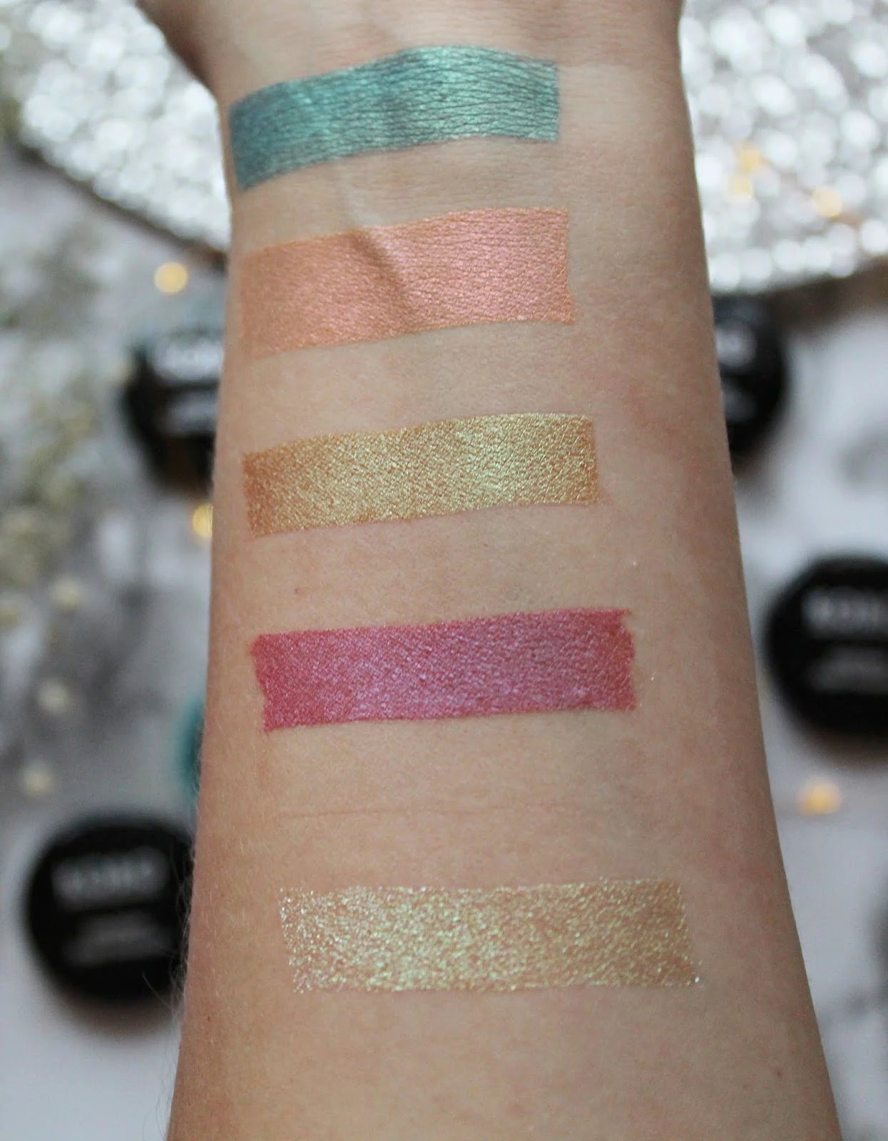 Kobo Professional Fantasy Pure Pigment swatch