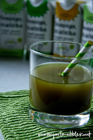 Healthy and delicious, a Teapigs matcha green tea drink from www.anyonita-nibbles.co.uk