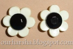 black and white flower stud (3)