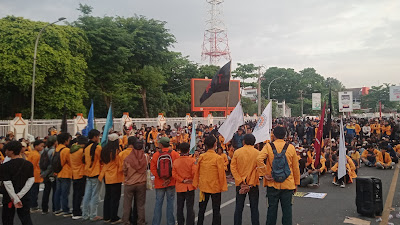 Demo Aliansi Mahasiswa Universitas Negeri Makassar Serukan Tolak Kenaikan BBM 