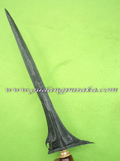 keris sinom ampuh, pamor tangkis pedaringan kebak pulo tirto, tangguh majapahit