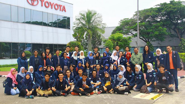 Kemitraan Manajemen Teknik Otomotif Dengan Yayasan Toyota Astra