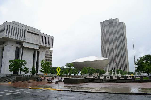 Емпарй Стейт Плаза, Олбані, штат Нью-Йорк, США ( Empire State Plaza. Albany, NY, USA)