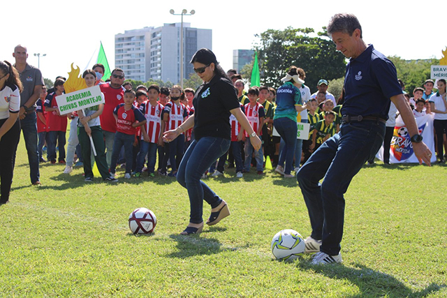 Con 85 equipos, se inaugura la Liga de Futbol del Instituto Patria