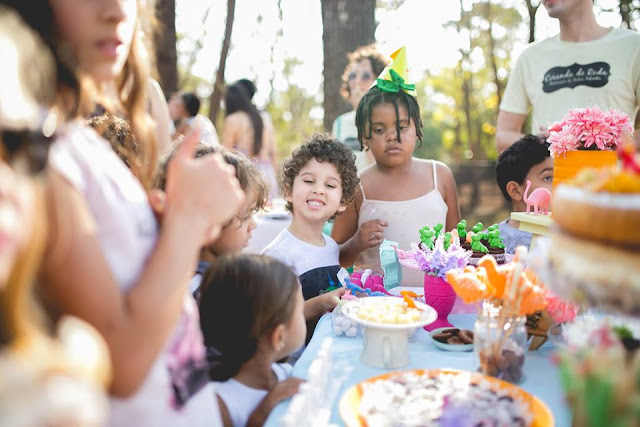 Aniversário Tema Dinossauro - Meninas - DIY - Belo Horizonte - festa no parque -  brincadeiras - Ciranda de Roda