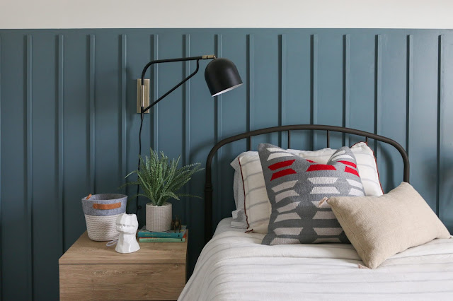 The PERFECT blue paint color for a boy's room!