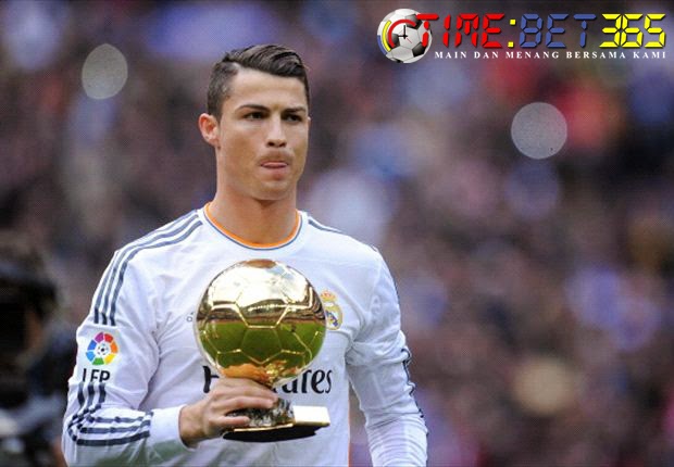  Dari_Christiano_Ronaldo_Sampai_Dengan_Luis_Suarez_Inilah_Daftar_50_Besar_Peraih_Penghargaan_Tertinggi_Sepakbola_Dunia