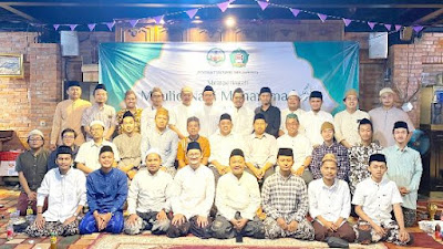 Foto bersama Format Jakarta setelah acara maulid Nabi Muhammad