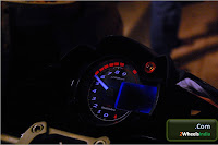 Mahindra Mojo Digital Display