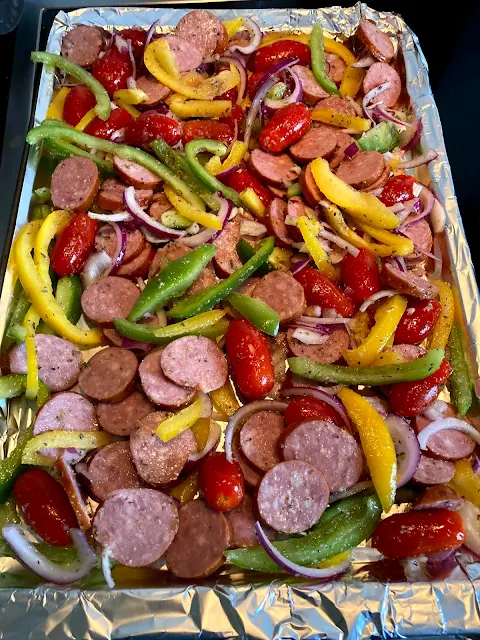 Sheetpansausageandveggies-Lauren@Mizhelenscountrycottage