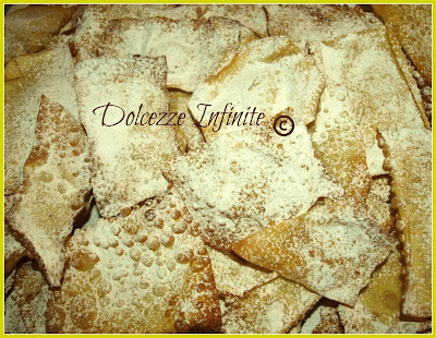 CROSTOLI DI CARNEVALE.