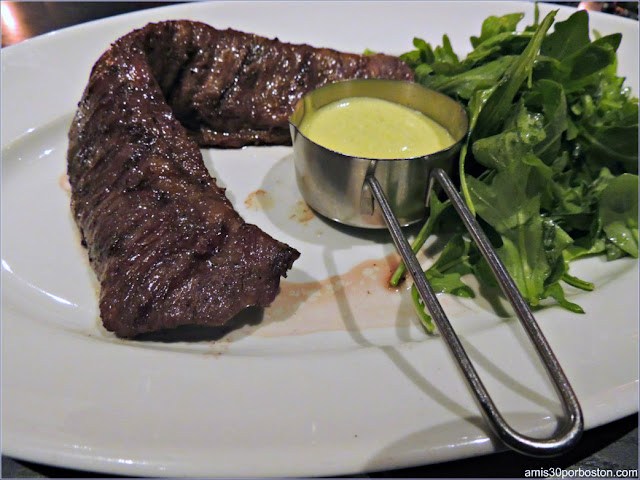 Dine Out Menú Boston Chops: Grilled Prime Skirt Steak