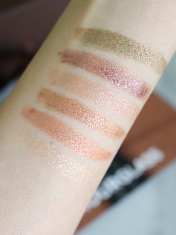 Hourglass Voyeur Eyeshadow Stick