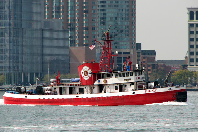 John D. McKean Fireboat, Hudson River, New York