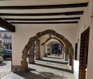 La Plaza Mayor porticada de Sagunto. Sagunt. Provincia de Valencia.