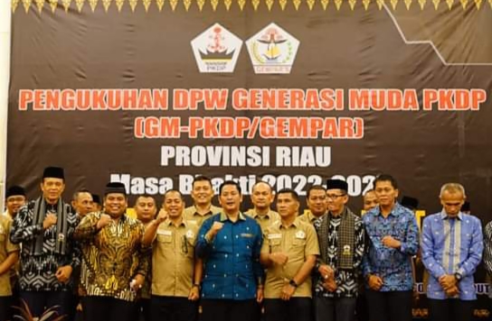 H. Amran Tambi Resmi Pimpin DPW Generasi Muda PKDP Propinsi Riau
