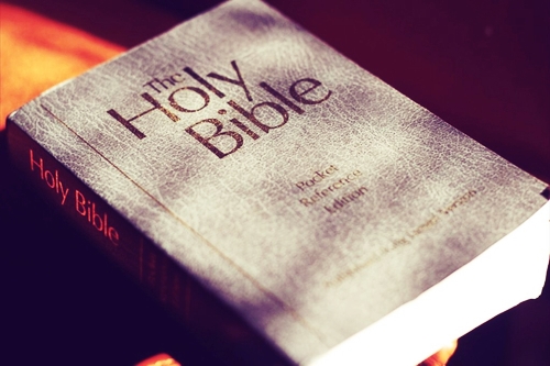 Should Christian Read The Holy Bible?