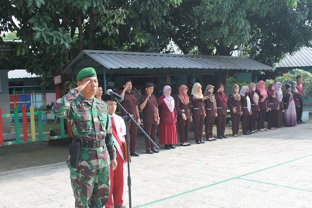 Danramil 02/Beji Upacara Bersama Ratusan Siswa SD