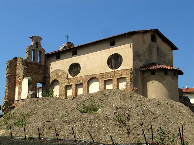 Luogo Pio, Pious Place, deconsecrated church seen from viale Caprera, Livorno