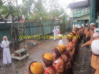 Upacara Peringatan Hari Kesaktian Pancasila mis al raudlah