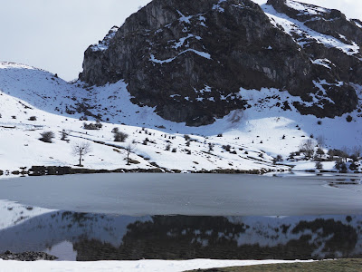 Lago Enol, Covadonga.  Grupo Ultramar Acuarelistas