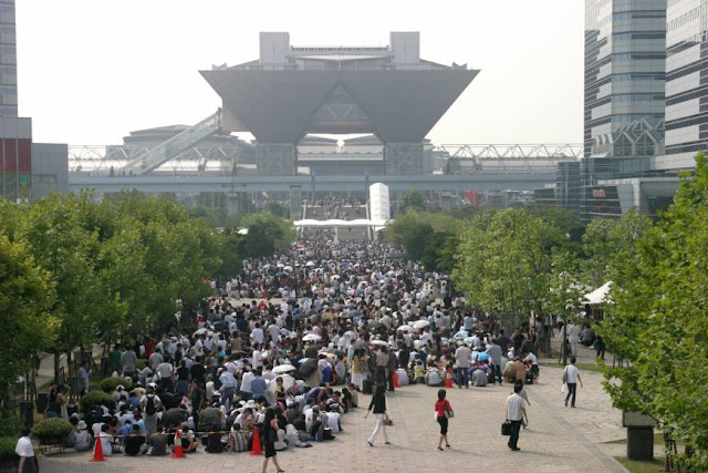 Tokyo Big Sight - miejsce w którym tysiace otaku spotyka się na konwencie Comiket