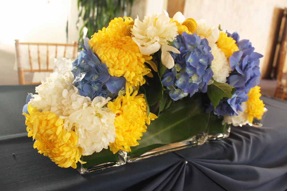 Head table arrangement