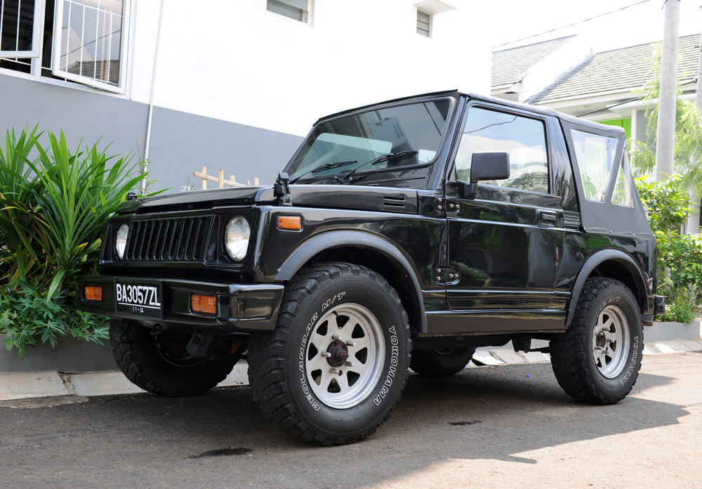 an old 1983 Suzuki Jimny SJ410V Finally i can fulfill my dream 