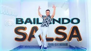 Beneficios al bailara salsa