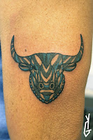 Tattoo Yonni-Gagarine : Bull Head Black Grey Blue