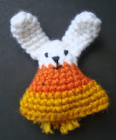 http://translate.googleusercontent.com/translate_c?depth=1&hl=es&rurl=translate.google.es&sl=en&tl=es&u=http://www.nyanpon.com/2012/09/mini-candy-corn-bunny.html&usg=ALkJrhiZ3GQaLGgLYdfVWFMBJcta3wifEQ