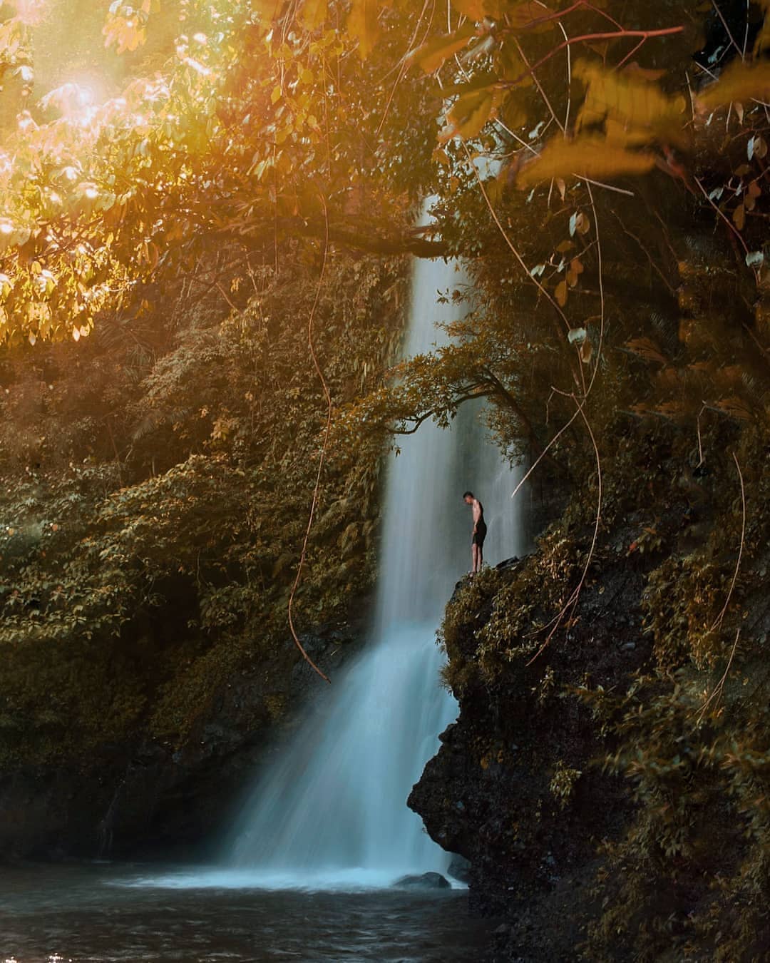 Pesona Curug Luhur Ciambar, Tempat Seru untuk Berwisata Alam