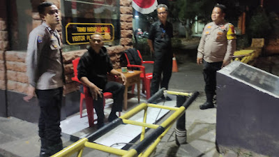 Personil Polsek Cibeber Polres Cilegon, Sosialisasikan Pelayanan 110 di Masyarakat Lingkungan Cibeber