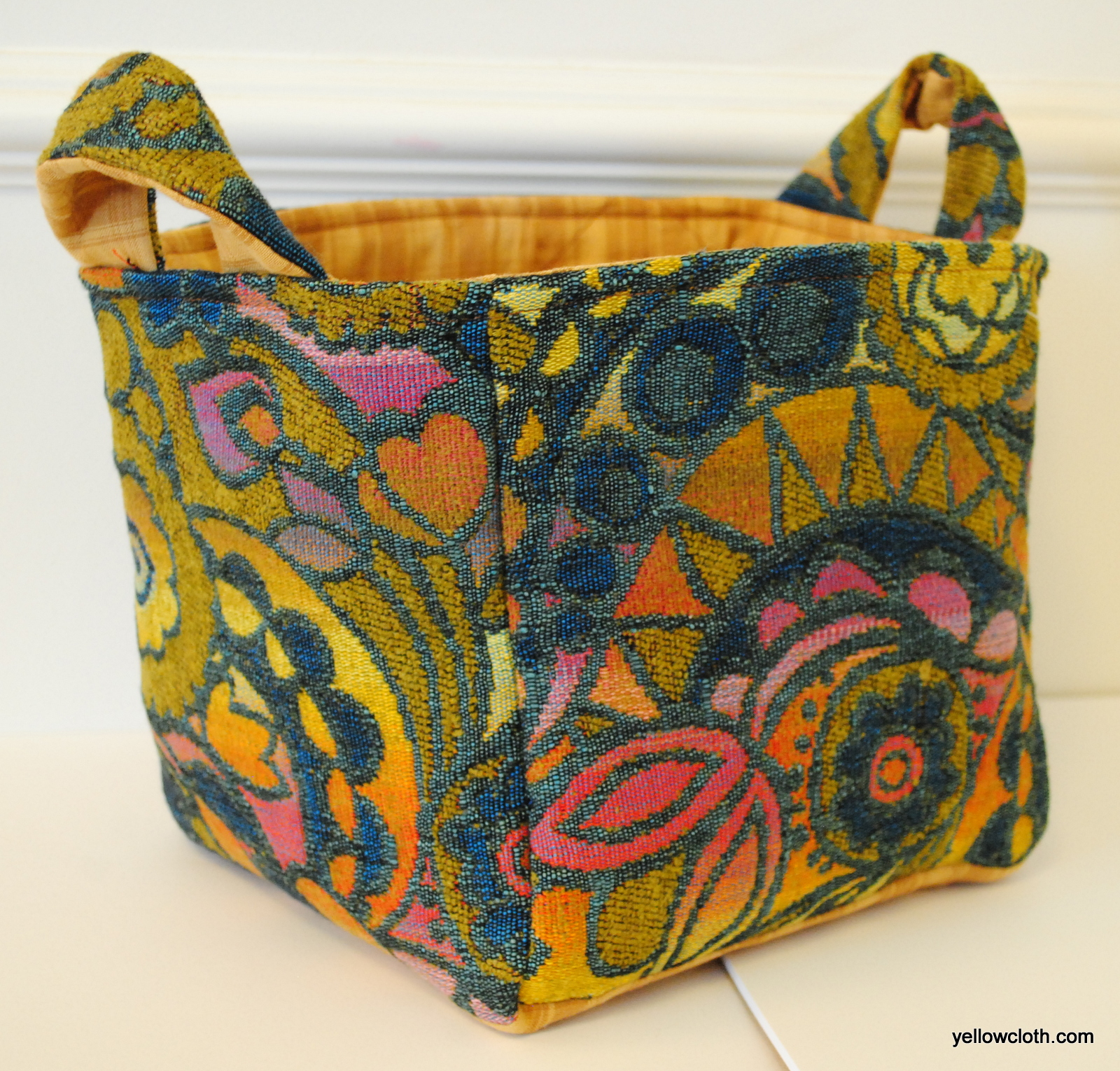 Fabric Bucket Free Tutorial