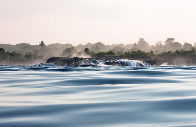 wave of water