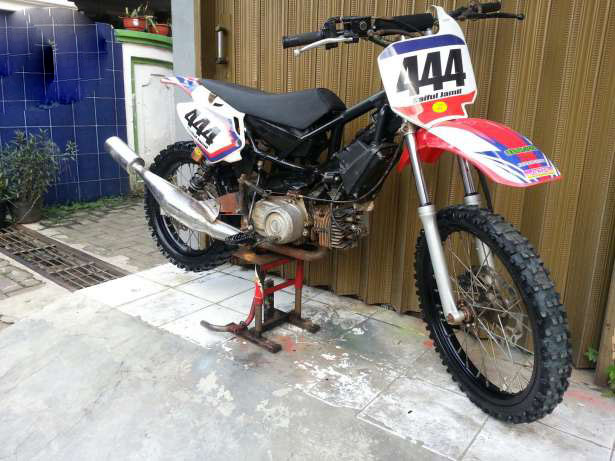 Gambar Modifikasi Bebek Standar 2 Tak Grasstrack Fizr 