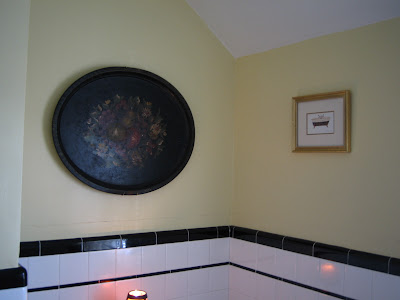 Black And White Tile Bathroom. The original black and white